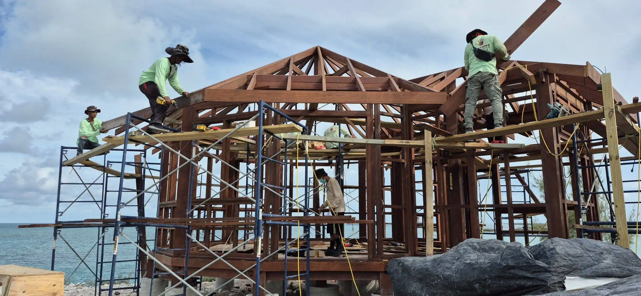 Prefabricated Wooden Construction and Building